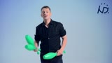 How to juggle 3 clubs