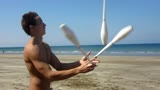 Omani beach - club juggling freestyle by Mantis