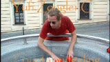 Yufi.Zongler.CZ - Fountain juggling